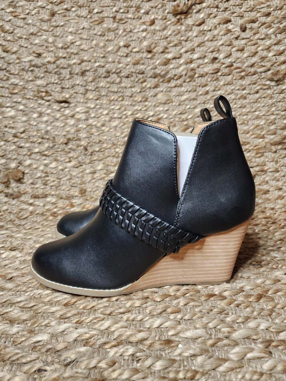 NEW! DV by Dolce Vita Womens Shoes Geneva Boots Size 11 Black Ankle Bootie Chic